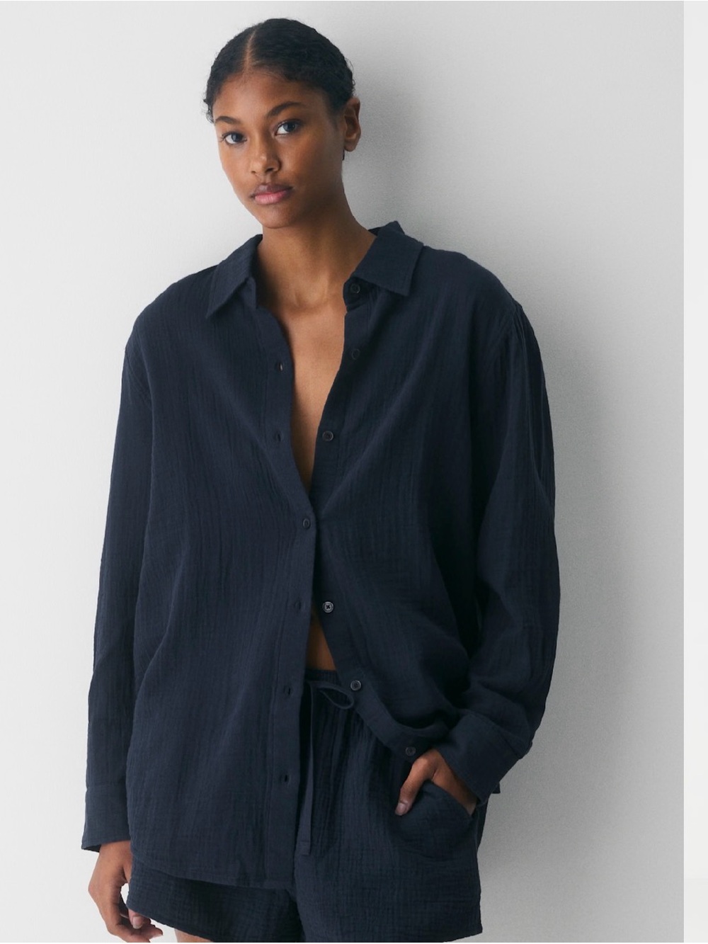 Aritzia
AirPlush Cotton Sail Shirt Navy